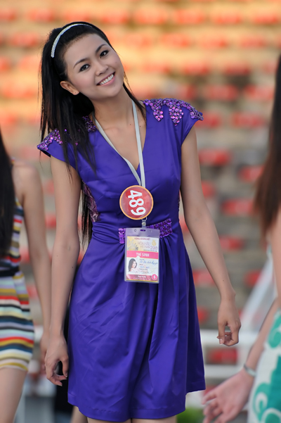 tinhalong56 - Hình ảnh của thí sinh Hoa hậu VN tập luyện ở Hạ Long