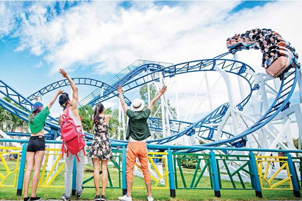 tro choi mao hiem vinpearl land nam hoi an 600x400 - Dắt tay nhau “chơi cạn kiệt” tại Vinpearl Land Nam Hội An – khu giải trí siêu hot hè 2018