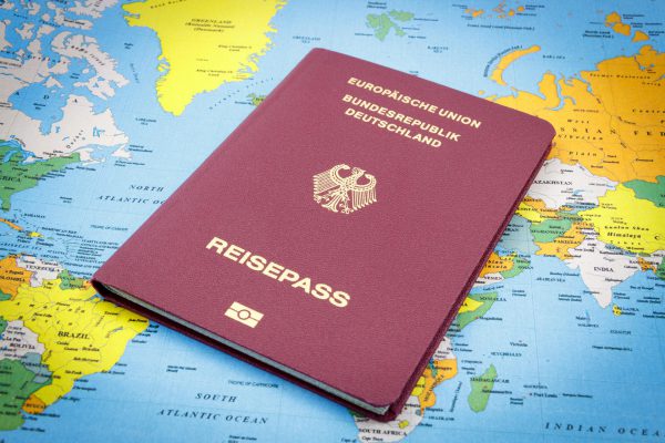 visa duc 1 600x400 - Hướng dẫn xin visa Đức 2022 chi tiết hồ sơ cần phải có